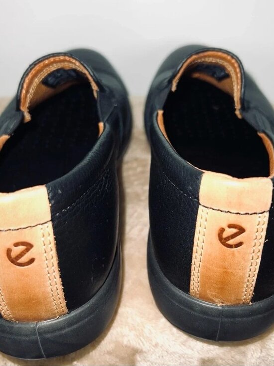 Loafers_&_Slip_Ons